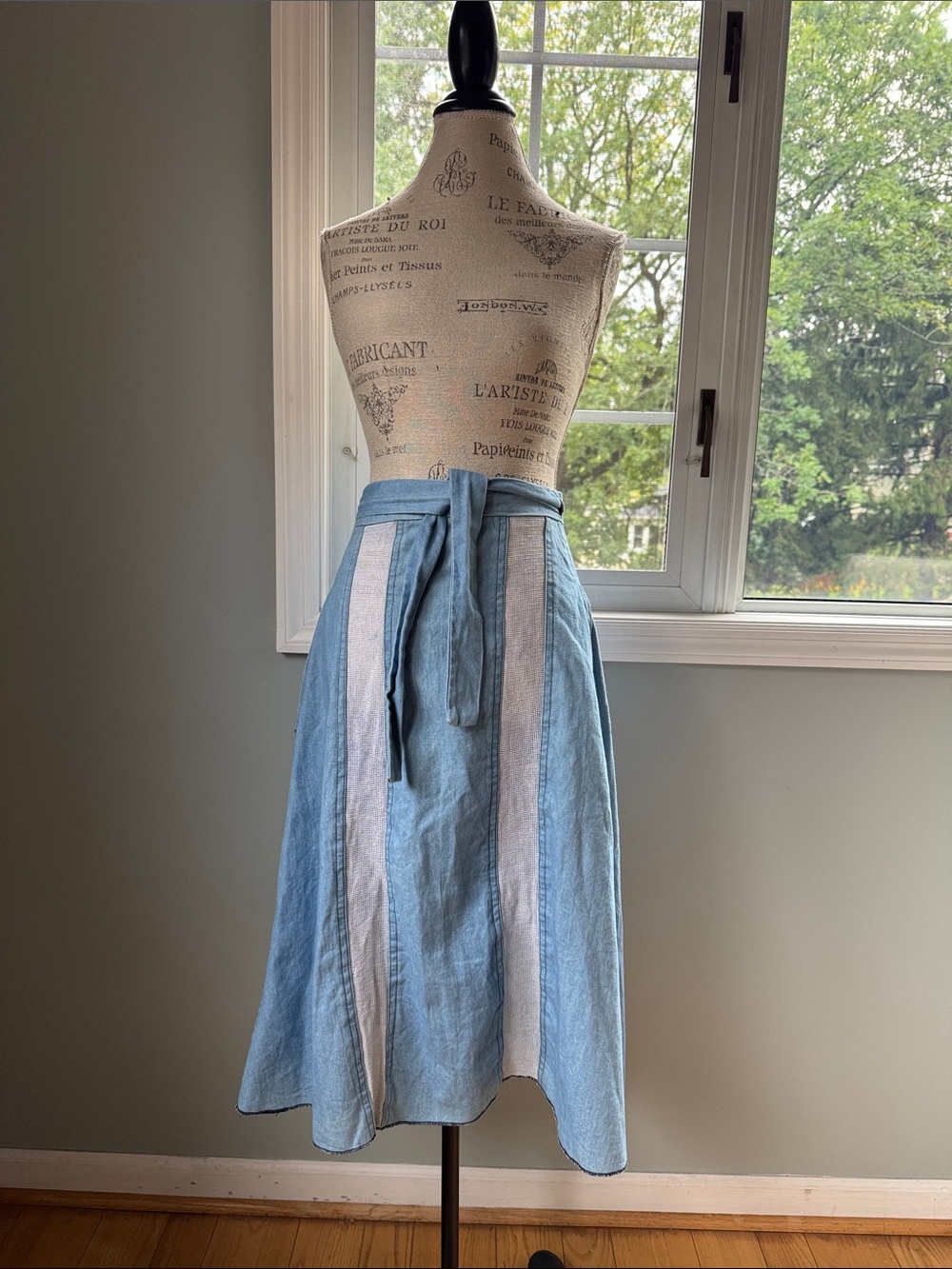 Totepoint 70-80’s light wash denim wrap preppy collegiate midi skirt XS-S